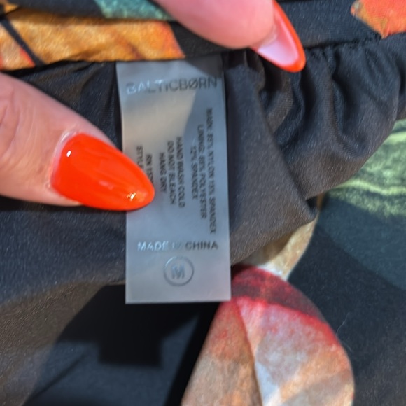 NWT Baltic Born Floral Print Bikini Top - Picture 8 of 8